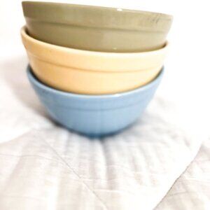 Pottery Barn Ceramic Easter Egg bowls x3